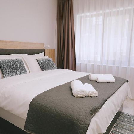 Varna City Centre - Two Bedroom Apartment Exterior photo